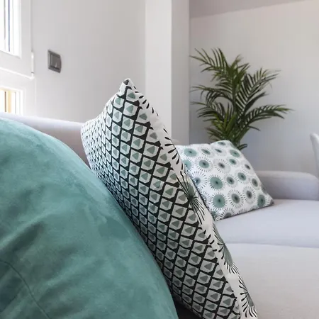 Ag Bermudas Deluxe Appartement Gandie