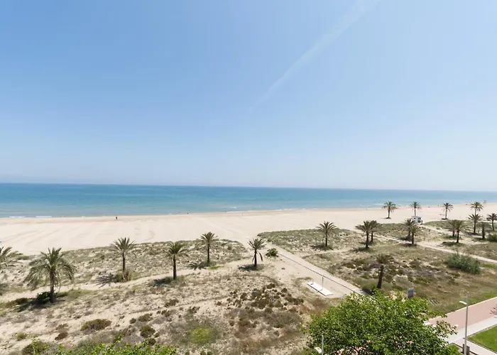 Ag Bermudas Deluxe * גאנדיה