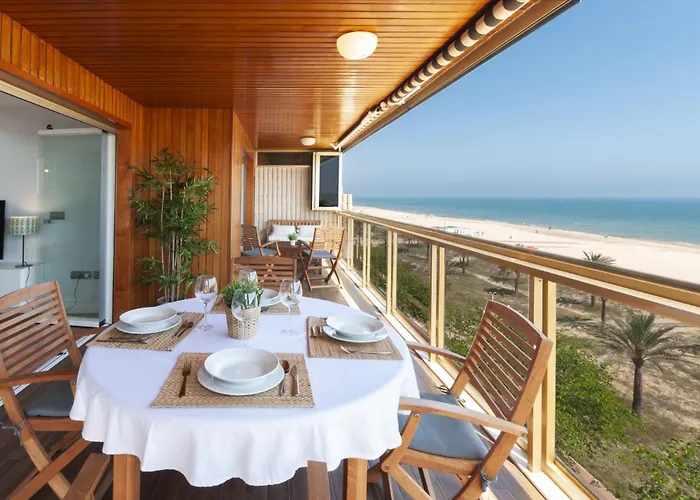 Ag Bermudas Deluxe דירה גאנדיה